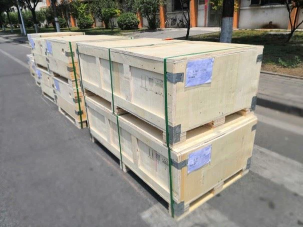 Aluminum foil wooden case package
